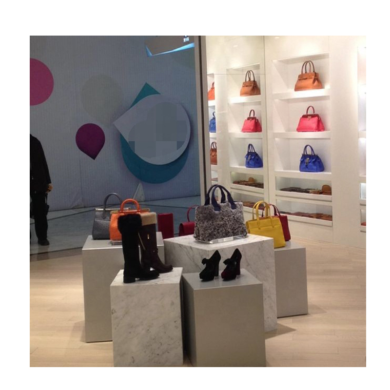 custom.High Quality Customizat - Interior Design Retail のレビューと価格